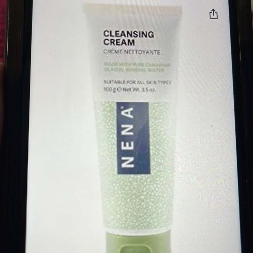 Nena cleansing cream